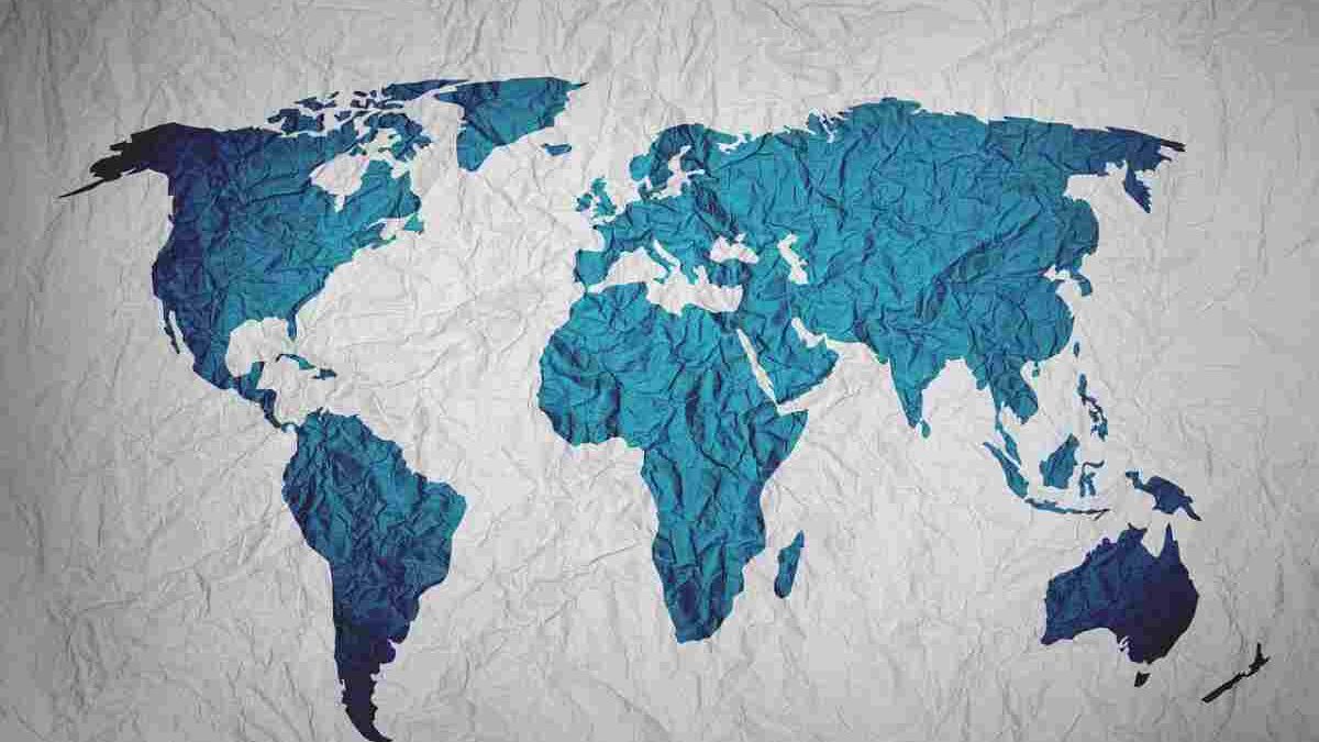 Trends in the Global Economy in 2023: From Globalization to Fragmentation