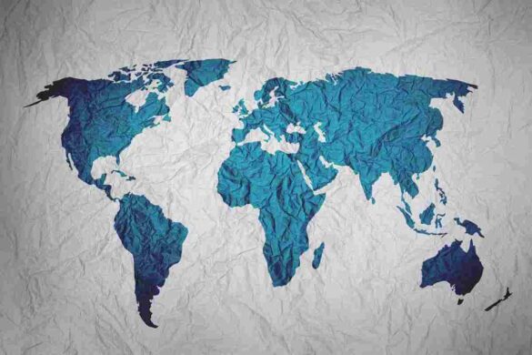 Trends in the Global Economy in 2023_ From Globalization to Fragmentation