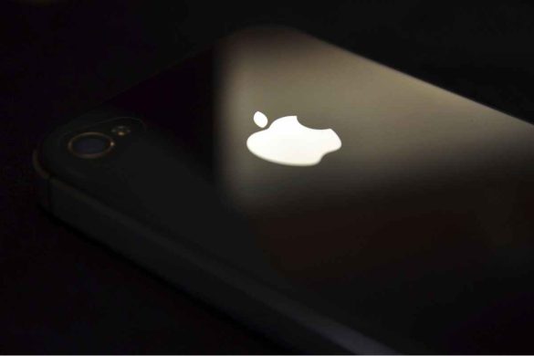 rajkotupdates.news_apple-iphone-exports-from-india-doubled-between-april-and-august