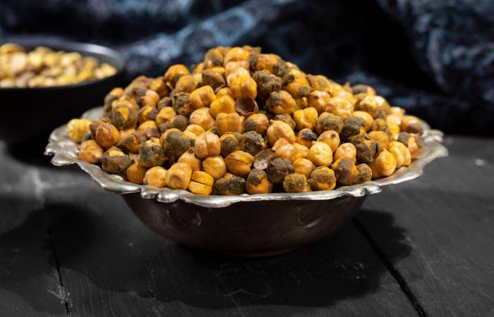 10 Benefits of Eating Roasted Gram